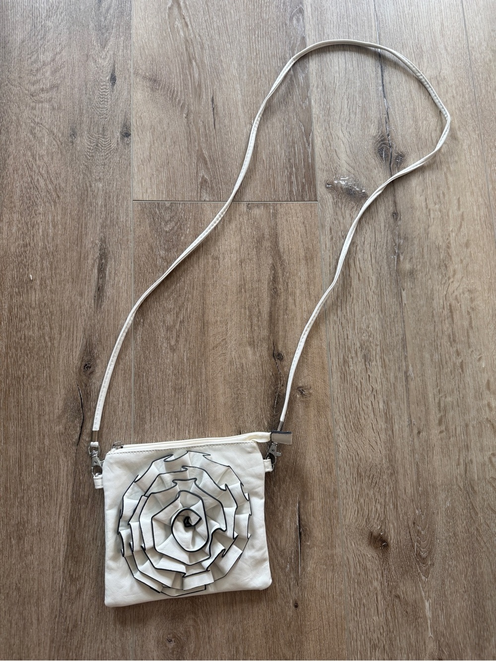 White Floral Appliqué Crossbody Bag
